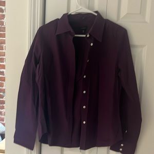 Women’s button up shirt